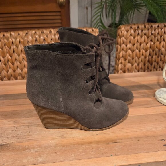 Olive Green Faux Suede Boots - Picture 2 of 5